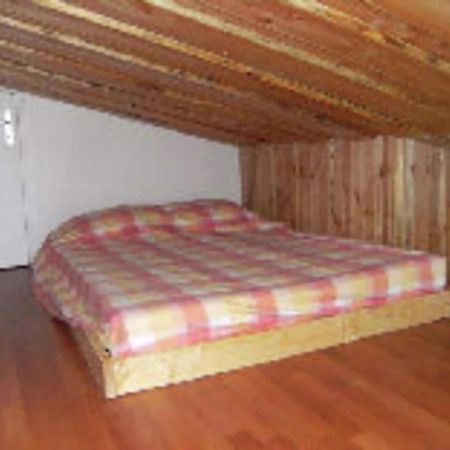 Cosy Holiday Home With Garden In Walscheid ภายนอก รูปภาพ